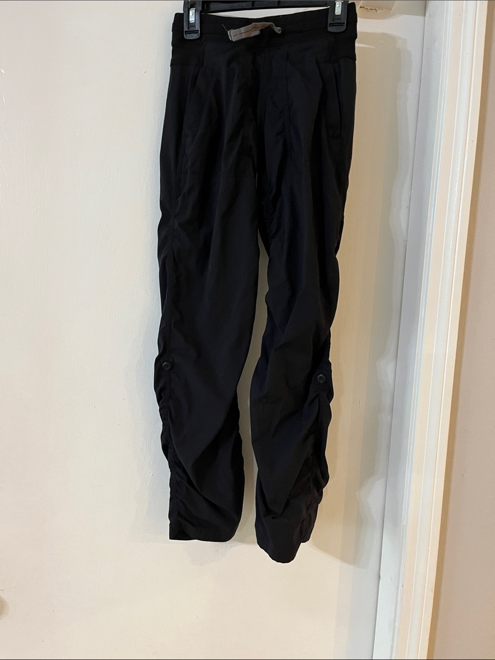 Ivivva Black Athletic pants with Reflective Logo - Picture 3 of 5